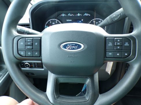 Used 2024 Ford F250 XLT image 17