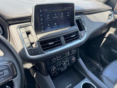 Used 2023 Chevrolet Suburban RST w/ Luxury Package AWD/4WD image 17