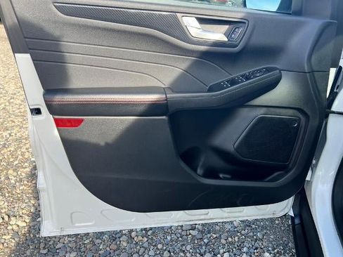 Used 2023 Ford Escape ST-Line w/ Tech Pack #1 image 17