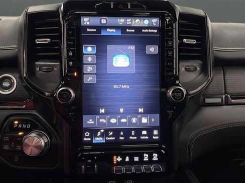 Used 2023 RAM 1500 Limited w/ Body Color Bumper Group image 33