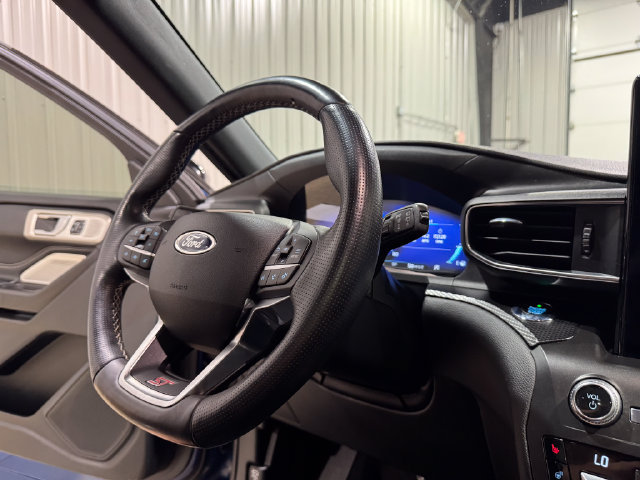 Used 2020 Ford Explorer ST w/ ST High-Performance Pack AWD/4WD image 14