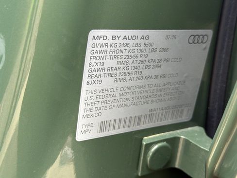 Used 2025 Audi Q5 Premium w/ Convenience Package AWD/4WD image 34