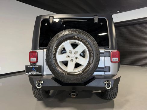 Used 2017 Jeep Wrangler Unlimited Sport w/ Quick Order Package 24S AWD/4WD image 5