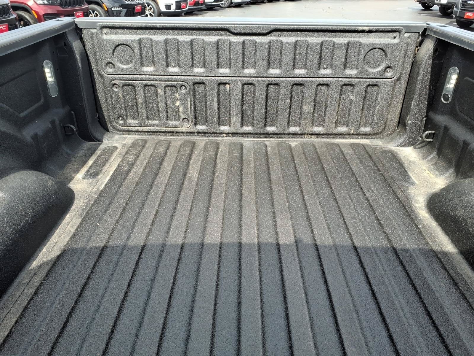 Used 2025 RAM 1500 Laramie w/ Advanced Safety Group II AWD/4WD image 20