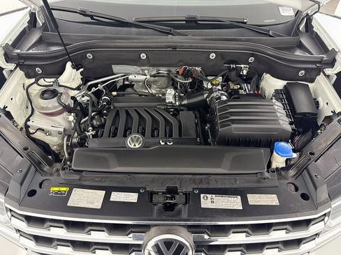 Used 2018 Volkswagen Atlas SEL AWD/4WD image 30