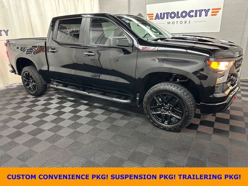 Used 2025 Chevrolet Silverado 1500 Custom Trail Boss AWD/4WD image 1