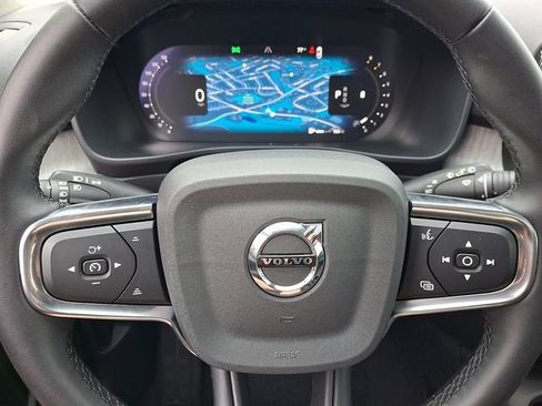 Certified 2023 Volvo XC40 B5 Plus w/ Protection Package Premier AWD/4WD image 21