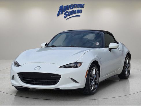 Used 2022 MAZDA MX-5 Miata Grand Touring w/ Weather Package RWD image 2