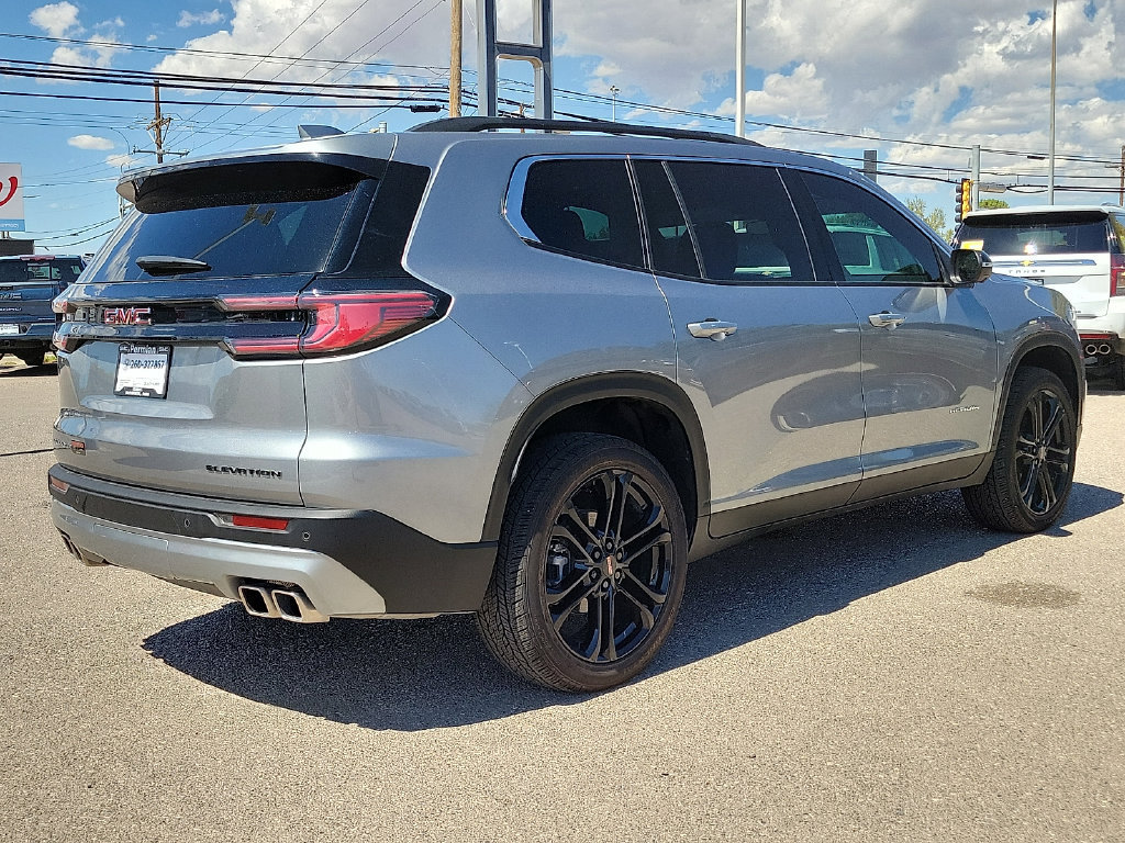 Used 2025 GMC Acadia Elevation FWD image 13