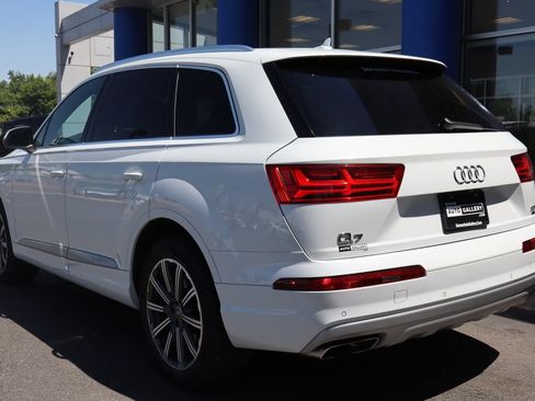 Used 2017 Audi Q7 3.0T Premium Plus AWD/4WD image 3