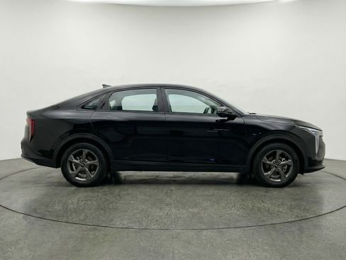 Used 2025 Kia K4 FWD image 11