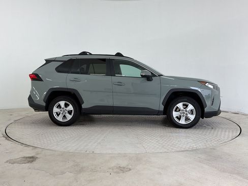 Used 2019 Toyota RAV4 XLE w/ Convenience Package AWD/4WD image 8