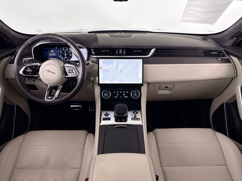 Used 2024 Jaguar F-PACE SVR AWD/4WD image 9
