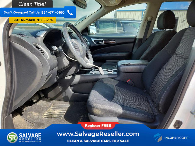 Used 2018 Nissan Pathfinder SV AWD/4WD image 9