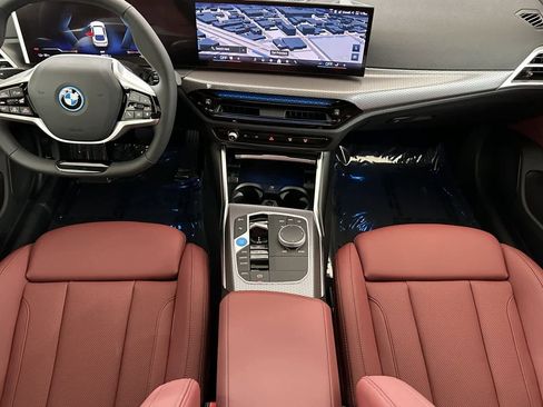 Used 2025 BMW i4 eDrive40 w/ Premium Package image 3