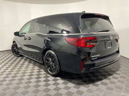Used 2025 Honda Odyssey Sport-L image 10