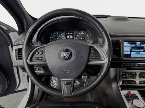 Used 2014 Jaguar XF R-S image 12