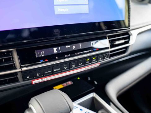 New 2026 Toyota Sienna Platinum AWD/4WD image 17