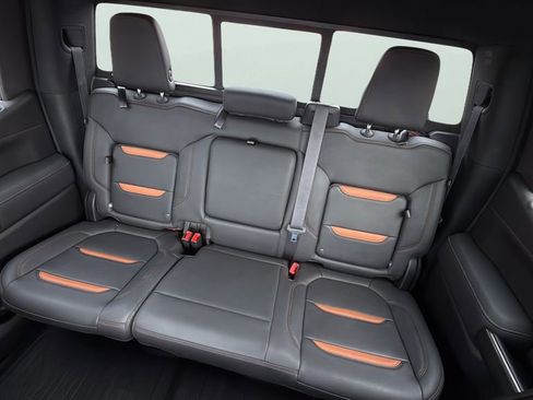 Used 2019 GMC Sierra 1500 AT4 w/ AT4 Premium Package image 13