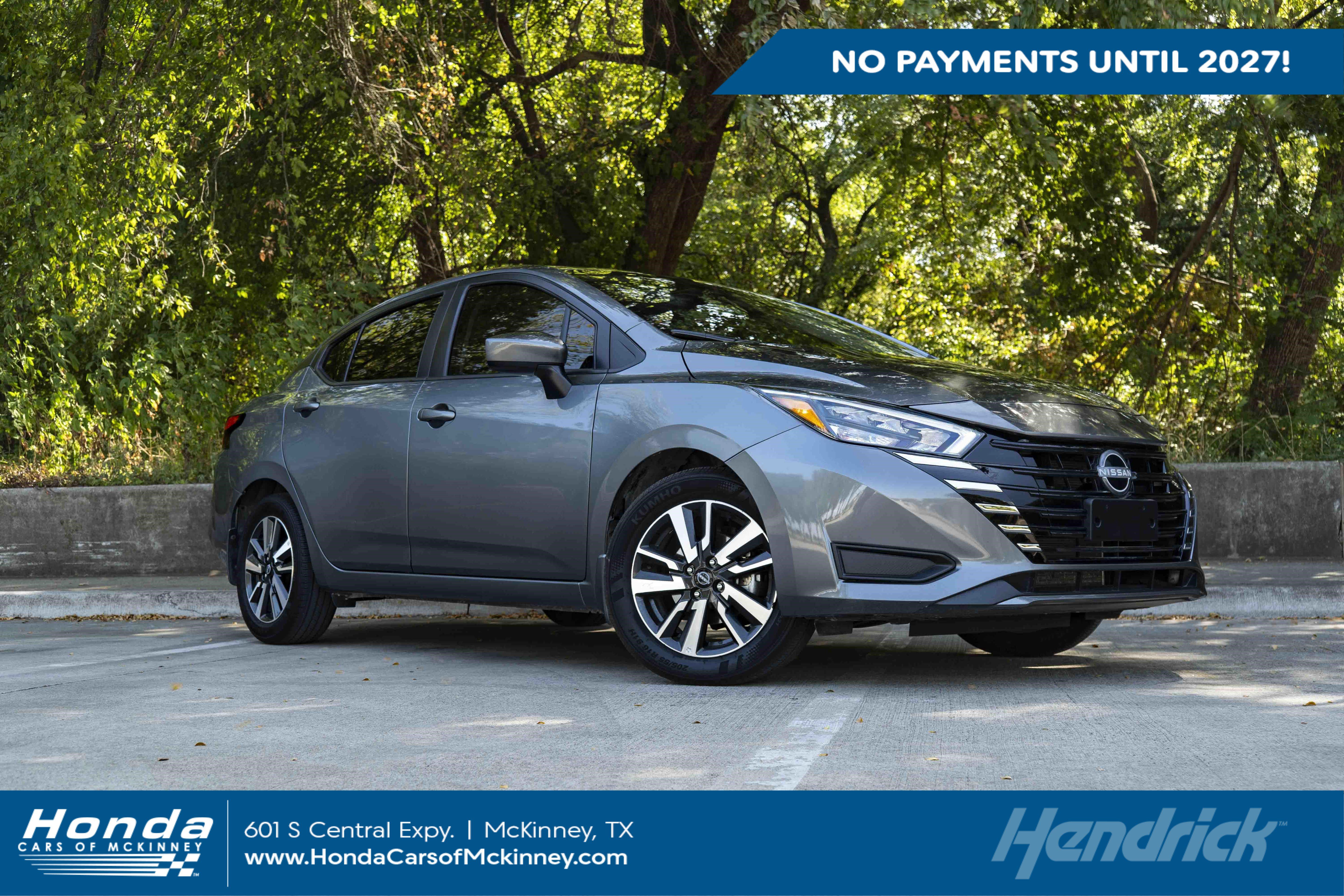 Used 2025 Nissan Versa SV w/ Trunk Package FWD image 1