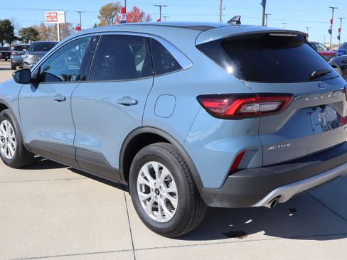 Used 2024 Ford Escape Active image 7