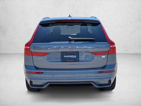 Used 2024 Volvo XC60 T8 Ultimate w/ Climate Package AWD/4WD image 7
