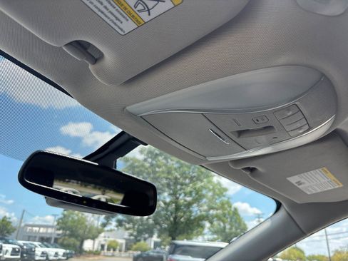 Used 2020 INFINITI QX60 Luxe w/ Essential Package FWD image 30
