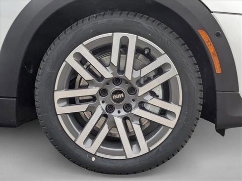 New 2026 MINI Cooper 2-Door Hardtop image 10