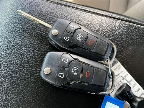 Used 2018 Ford F150 XLT w/ Equipment Group 302A Luxury image 15