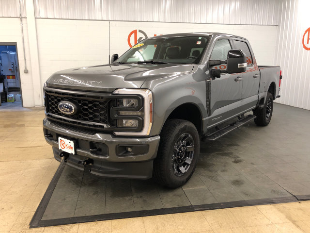 Used 2024 Ford F250 Lariat w/ Lariat Ultimate Package AWD/4WD image 3