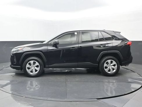 Used 2023 Toyota RAV4 LE FWD image 22