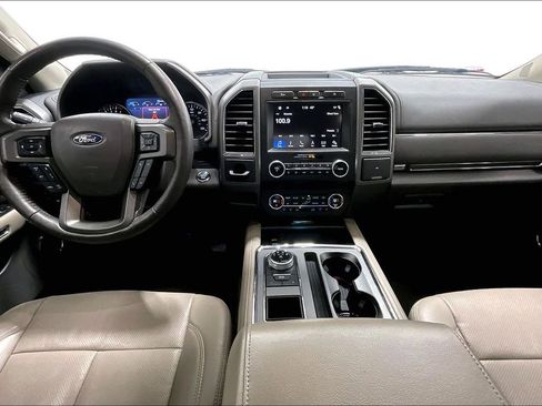 Used 2019 Ford Expedition XLT w/ Equipment Group 202A image 18