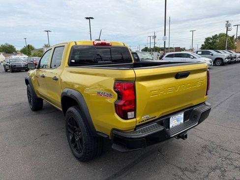 Used 2023 Chevrolet Colorado Trail Boss w/ LPO, Skid Plate Package AWD/4WD image 6