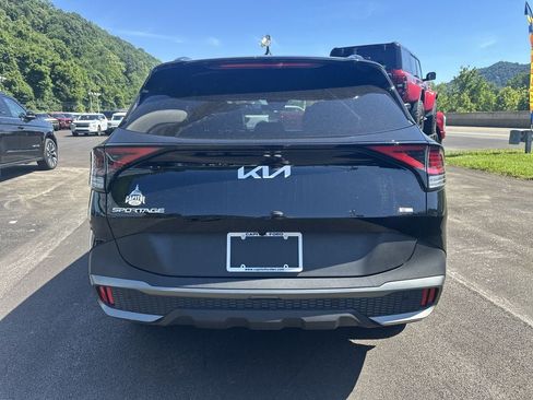 Used 2023 Kia Sportage X-Line w/ X-Line Premium Package AWD/4WD image 6