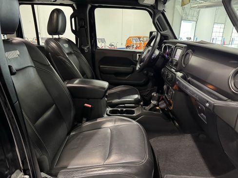 Used 2021 Jeep Wrangler Unlimited Sport image 36