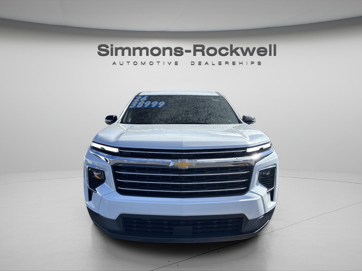 Used 2026 Chevrolet Traverse LT w/ LPO, Floor Liner Package AWD/4WD image 2