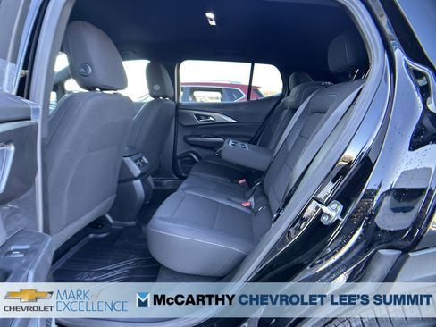 New 2026 Chevrolet Equinox EV LT w/ Comfort Package image 31