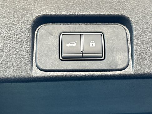 New 2026 Nissan Rogue SV image 19