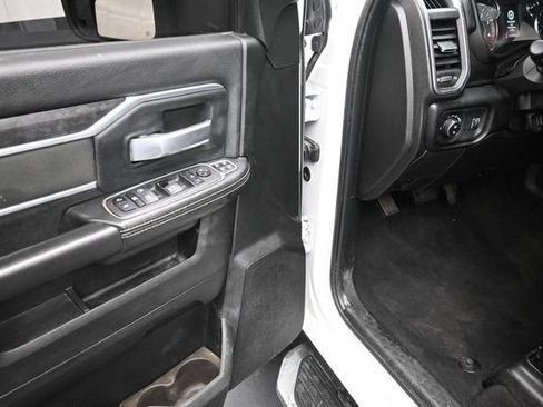 Used 2024 RAM 2500 Big Horn w/ Off Road Package AWD/4WD image 14