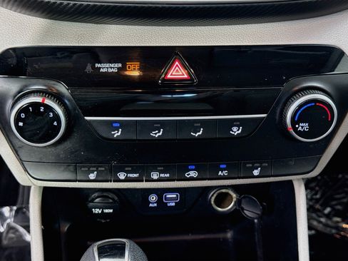 Used 2021 Hyundai Tucson Value FWD image 17