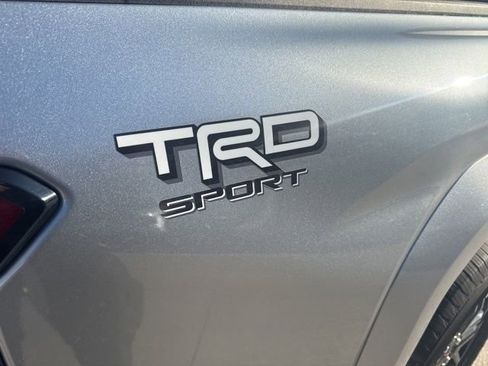 Used 2024 Toyota Tacoma TRD Sport image 4