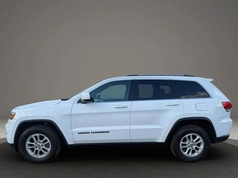 Used 2019 Jeep Grand Cherokee Laredo RWD image 5