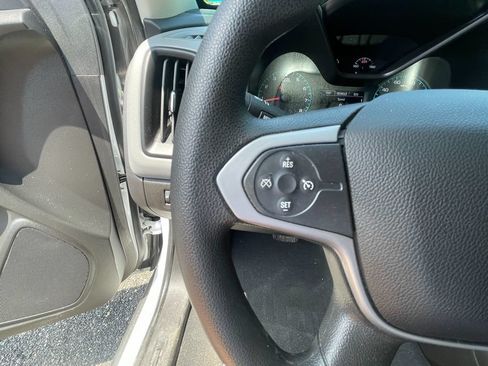 Used 2022 Chevrolet Colorado W/T w/ WT Convenience Package RWD image 16