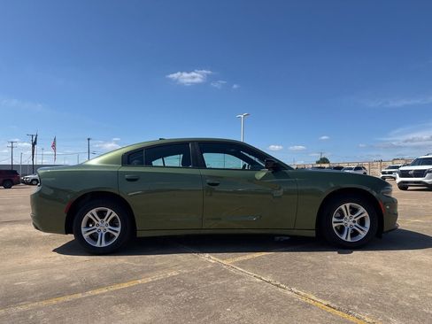 Used 2023 Dodge Charger SXT RWD image 27