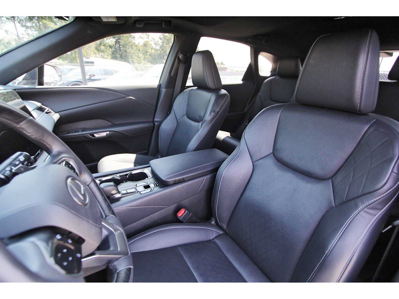 Used 2024 Lexus RX 350 Premium Plus w/ Convenience Package FWD image 11