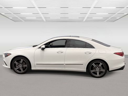 Used 2023 Mercedes-Benz CLA 250 image 2