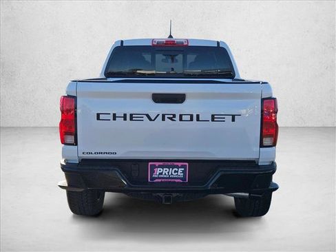 Used 2024 Chevrolet Colorado Trail Boss w/ Technology Package image 7