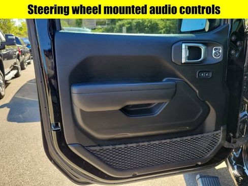 Used 2023 Jeep Gladiator Mojave w/ LED Lighting Group image 20