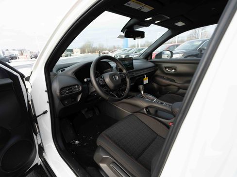 New 2026 Honda HR-V Sport image 8
