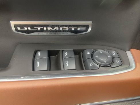 Used 2025 GMC Sierra 1500 Denali Ultimate AWD/4WD image 25